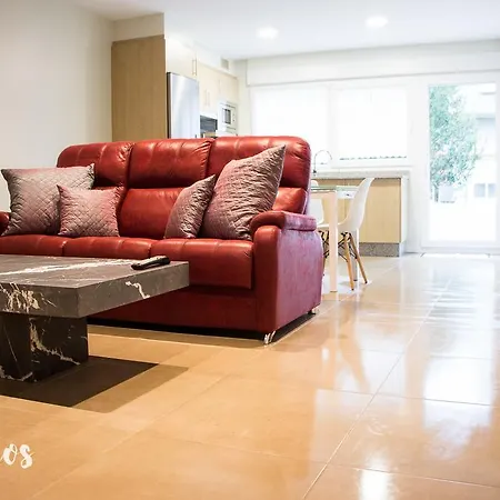 Pelamios House 公寓 *